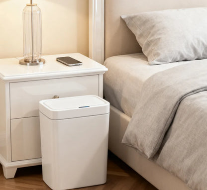 White Touchless 15L Smart Sensor Trash Can – Electronic Bathroom Garbage Bin with Automatic Bagging, Smart Home Compatible